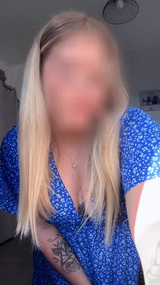 Anja, 22