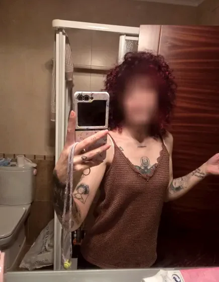 Emily, 36