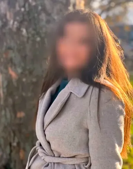Larissa, 29