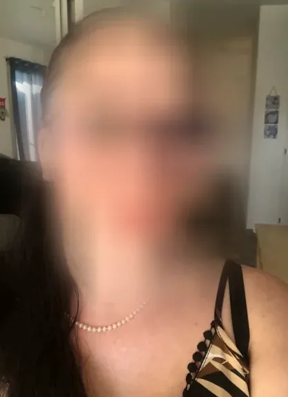 Nadine, 39