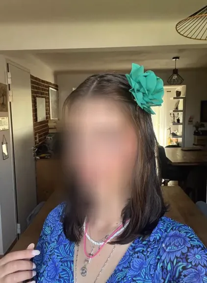 Sarah, 23