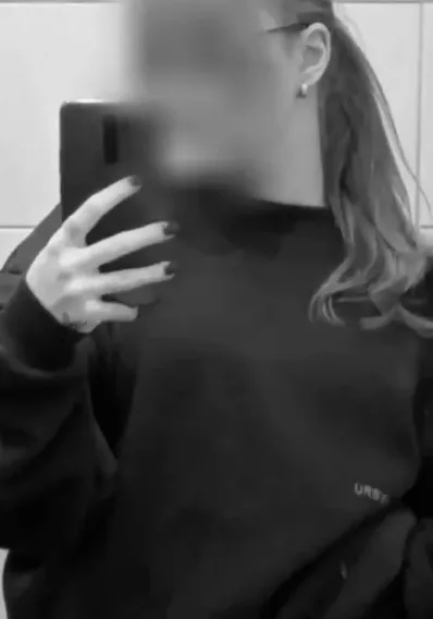 Selin, 19